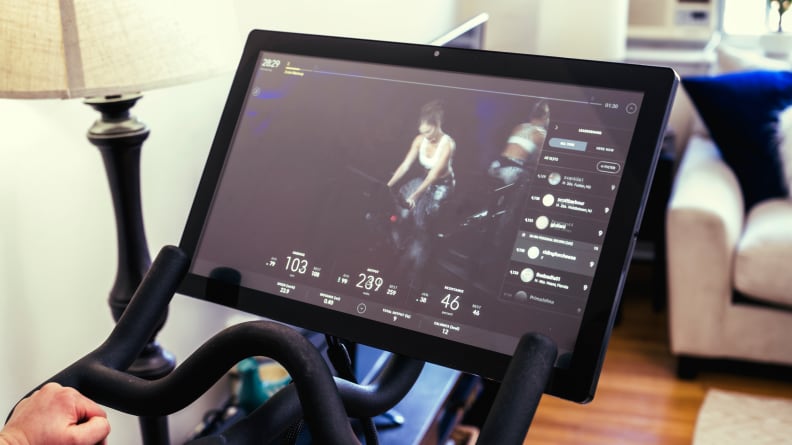 Peloton الدراجة التي تعمل باللمس