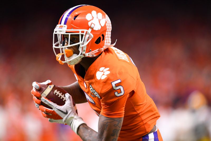 يمكن أن يساعد Clemson WR Tee Higgins تكساس. (تصوير جيمي شوابيرو / غيتي إيماجز)