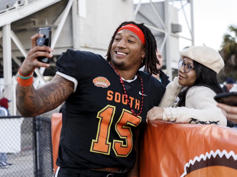 Tulsa defensive end Trevis Gipson takes a selfie after the Senior Bowl at Ladd-Peebles Stadium on Jan. 25, 2020 in Mobile, Alabama. (Photo by Don Juan Moore/Getty Images)